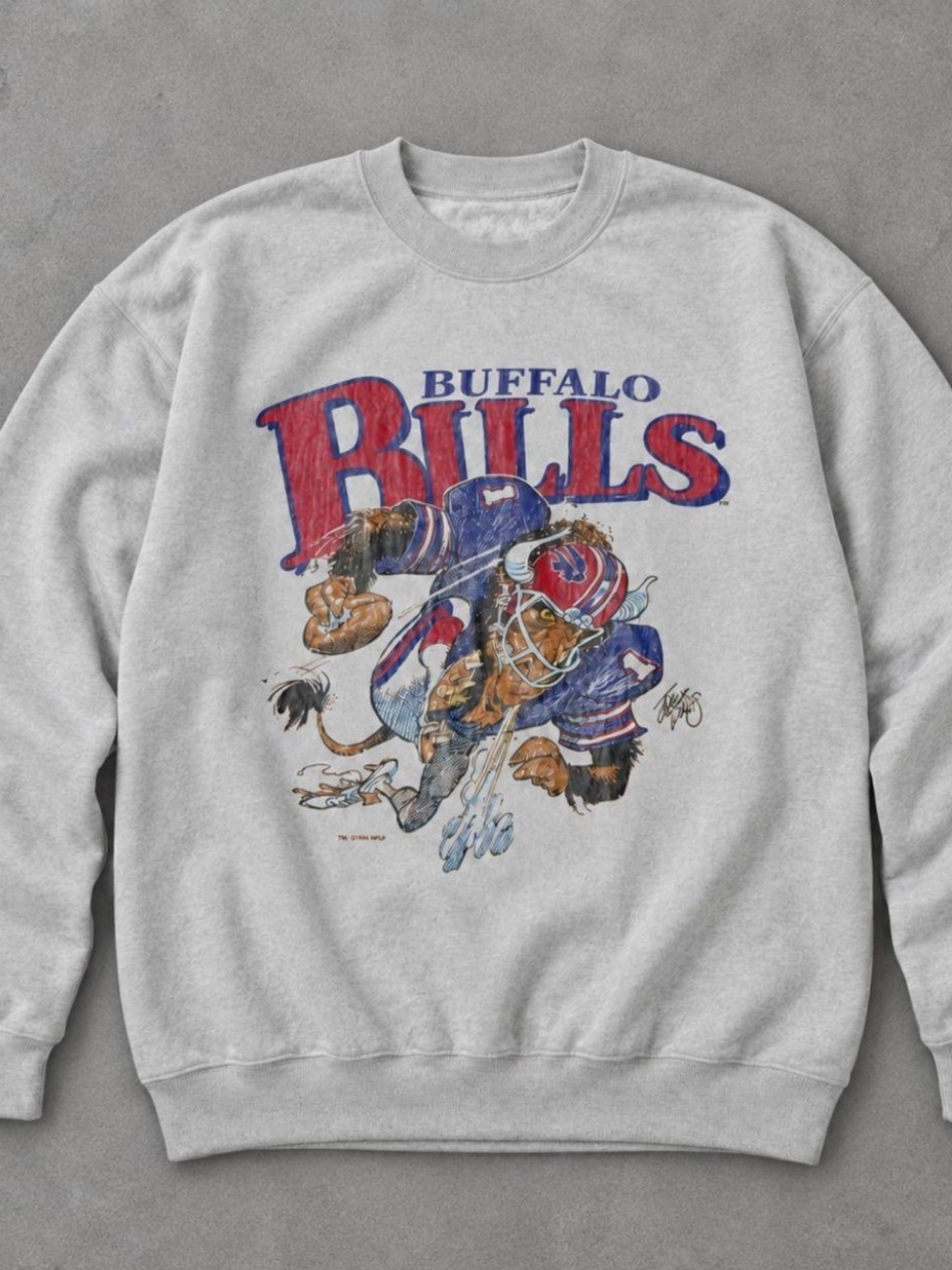 Gildan Light Gray Crewneck with Bulls Graphic